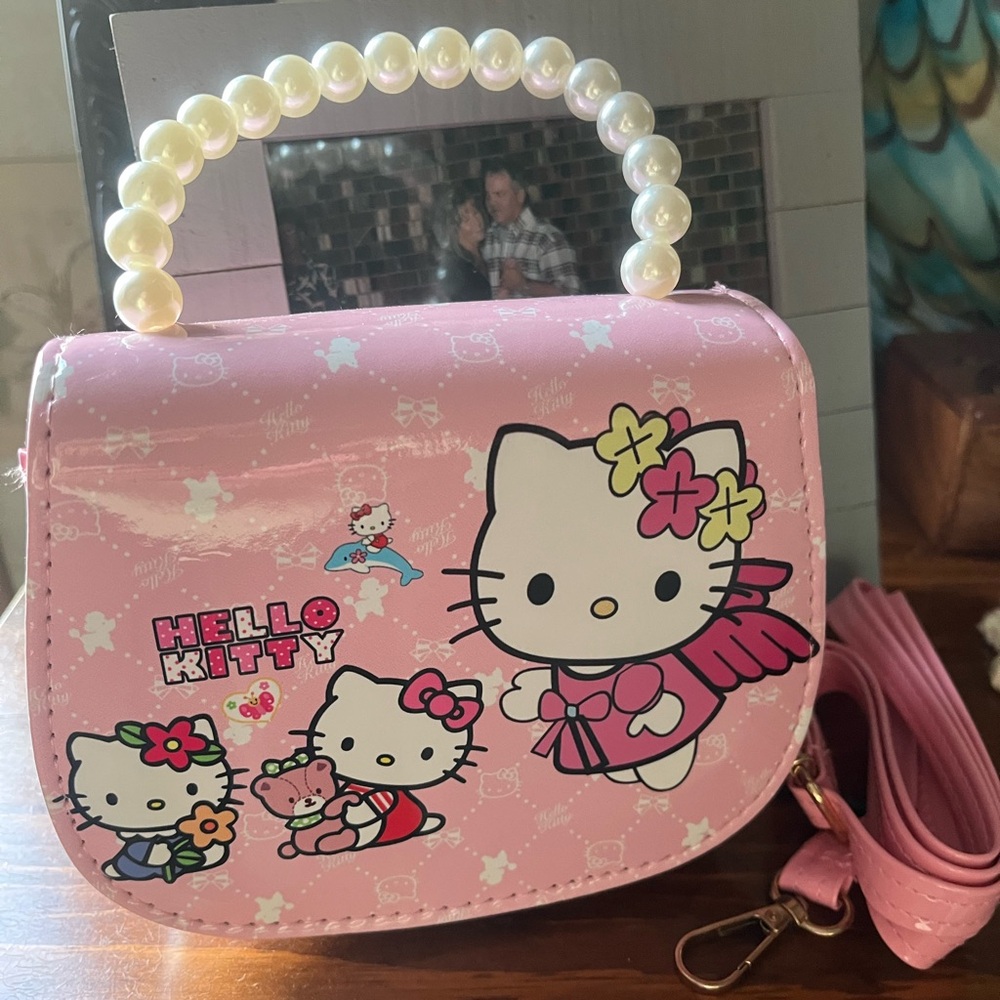 Hello Kitty‎ Pink Handbag with Pearl Handle